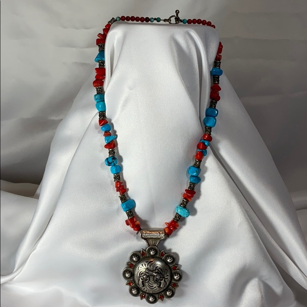 Western 2 gun Necklace